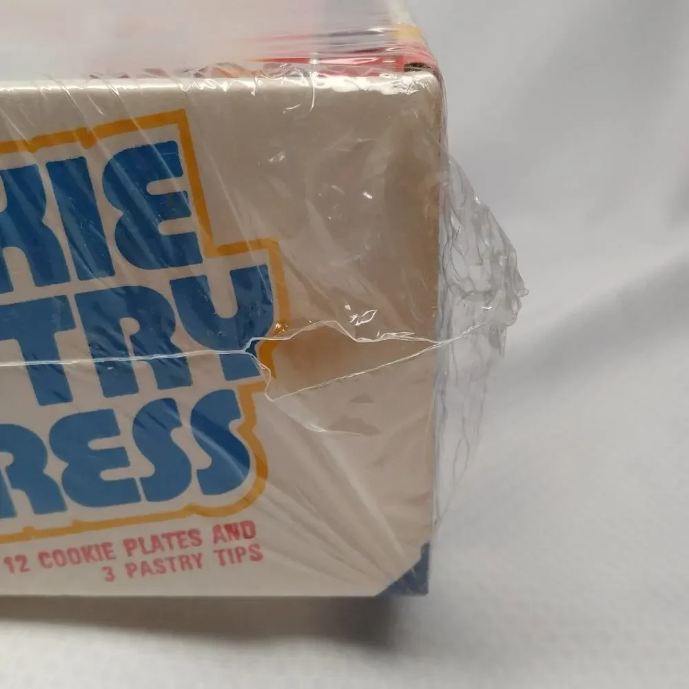 Mirro M-0358-22 Aluminum Cookie Pastry Press 16pc Factory Sealed 1980s Silver